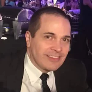 Aymard Proprietário Buffet Infantil
